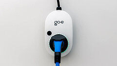 go-e Charger green LED lights