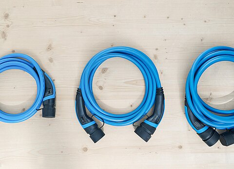 Ladekabel für E-Autos Meta Bild
