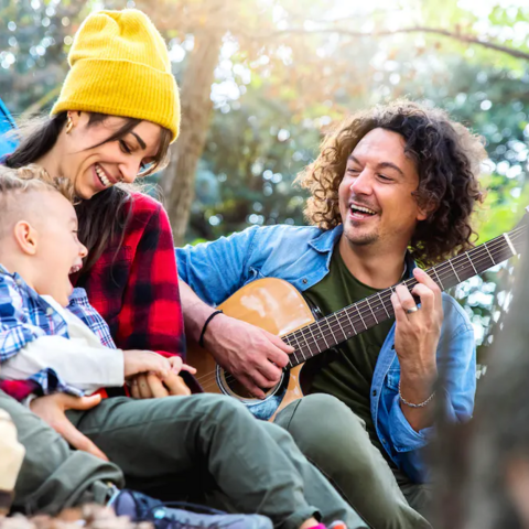 Viel Spaß beim Familiencamping mit dem go-e Charger